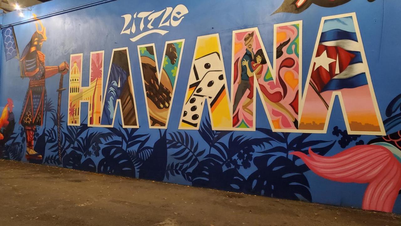 Casa Cuba In Little Havana, Brickell, Calle 8 And 10 Minutes To The Beach Free Parking 迈阿密 外观 照片